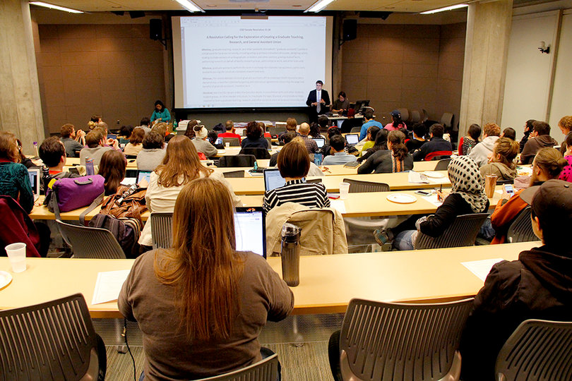 In a two and one-half hour long meeting Wednesday, GSO passed a resolution in favor of exploring the process of unionization.
