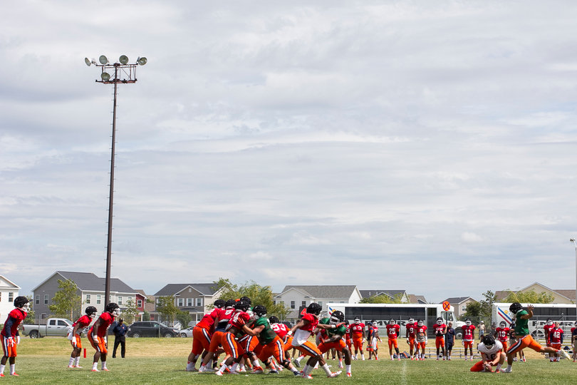 Syracuse practices with its field-goal unit.