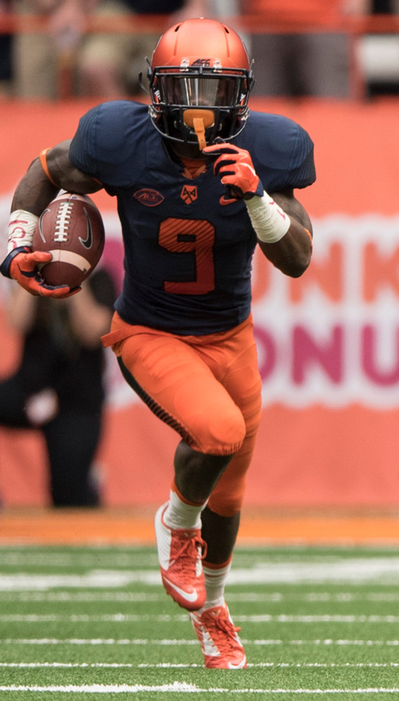 Syracuse wide receiver Brisly Estime runs forward with the ball.