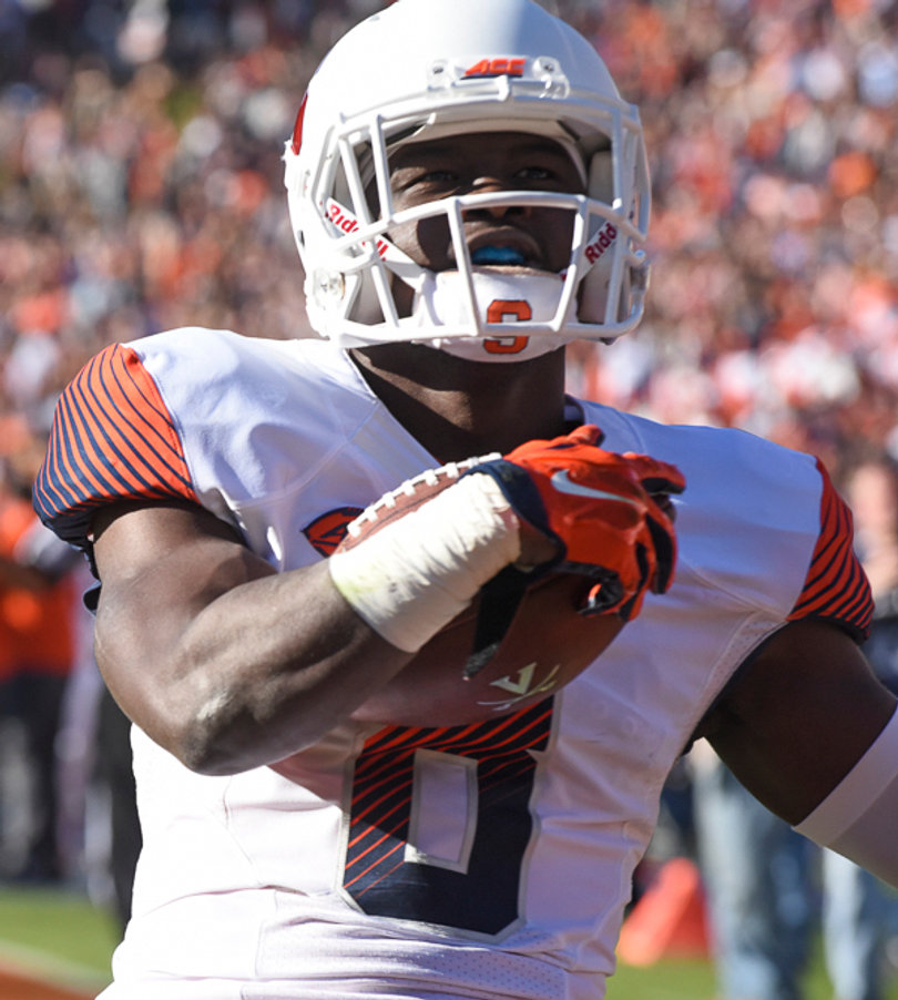 SU safety Antwan Cordy returns a fumble recovery for a touchdown in the first half of the Orange's loss. 