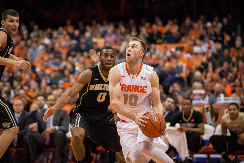 Trevor Cooney&#8217;s 25 points lead Syracuse in 83-55 romp of Wake Forest