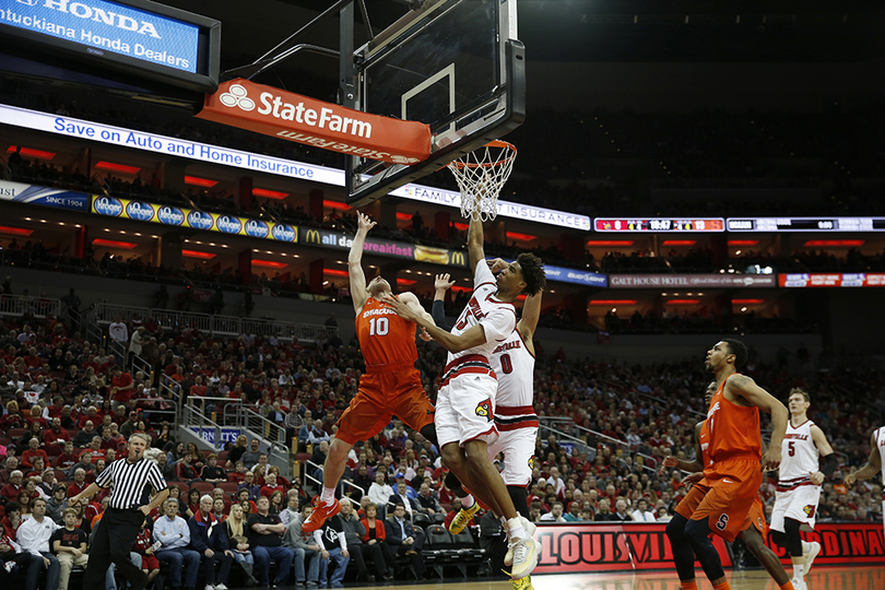 Syracuse gets dominated down low in 72-58 loss to No. 18 Louisville