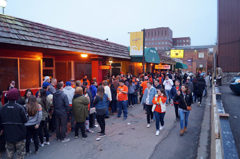 Students wait in line to get into Chuck's Cafe.