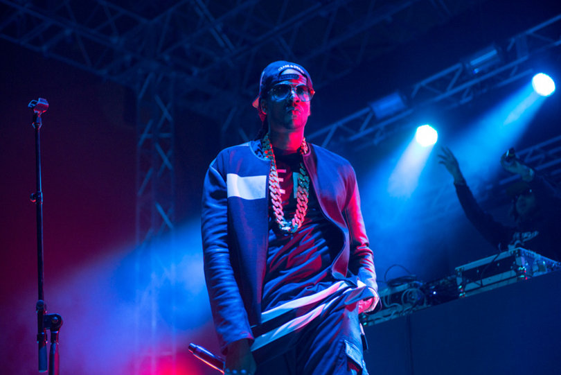 2014 | Grammy award-winner Zedd headlined the show, amping up the crowd with his song "Clarity." Rapper 2 Chainz and female DJ Brazzabelle performed as well, comprising a lineup of diverse genres.