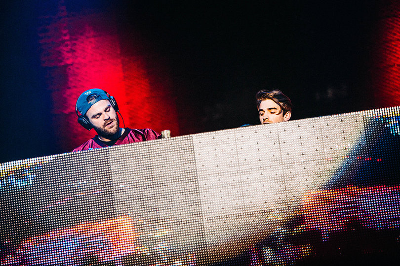 The Chainsmokers had people on their feet despite the long day. 