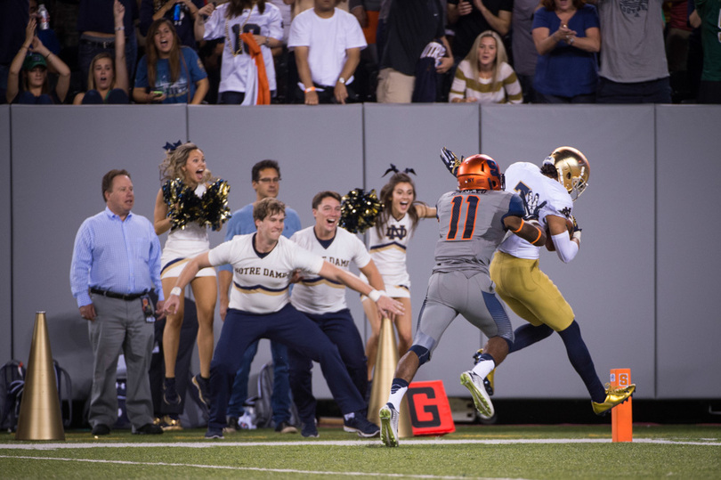 Syracuse-Notre Dame football: Beat writers predict Orange falls to Fighting Irish