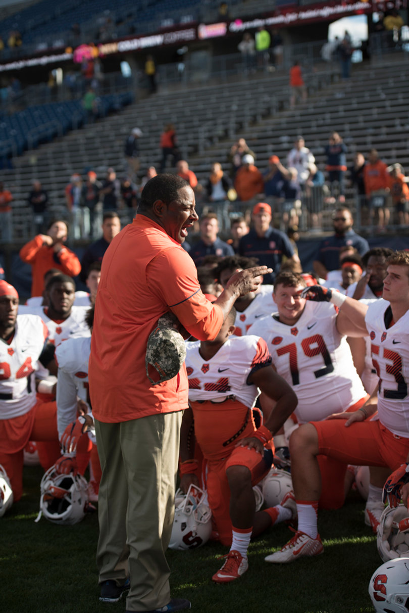 Syracuse blew a first-quarter lead but held on to win, 31-24.