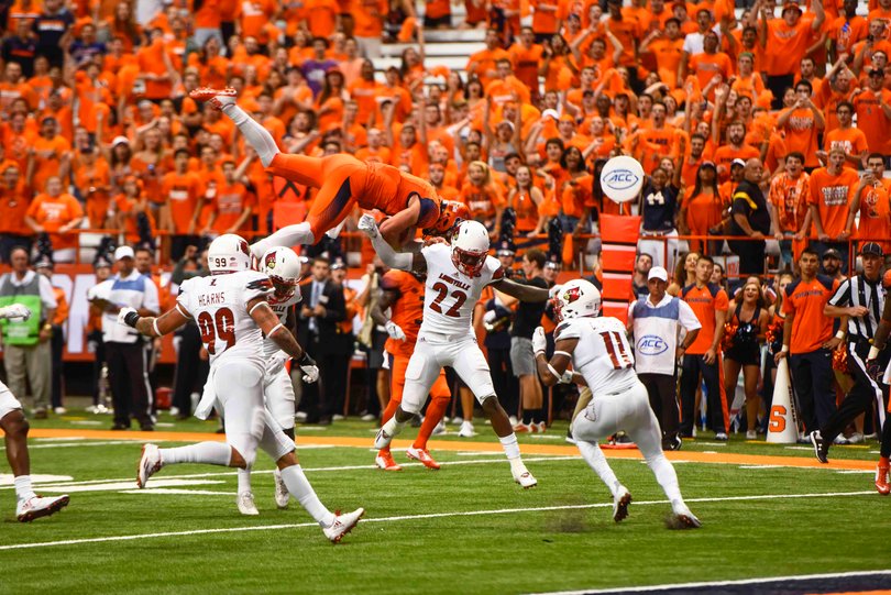 Dungey threw for 255 yards but only ran for 19 on 16 carries. 