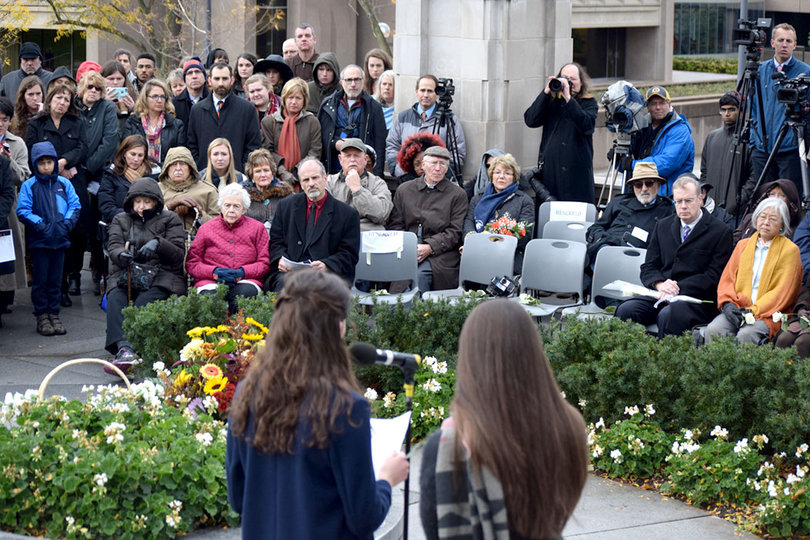Shona Beattie, a 2016-17 Lockerbie Scholar, reads a small speech while Sian McLaughlin, Beattie’s accompanying scholar, stands beside during the Rose Laying Ceremony.
