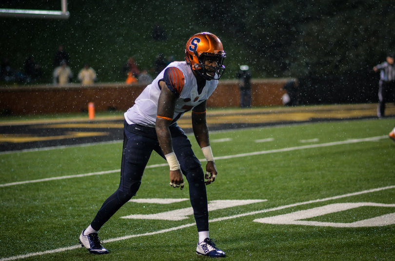 Etta-Tawo sets up to run a play.