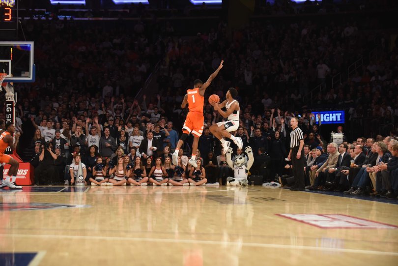 Howard jumps to contest a shot in the corner.