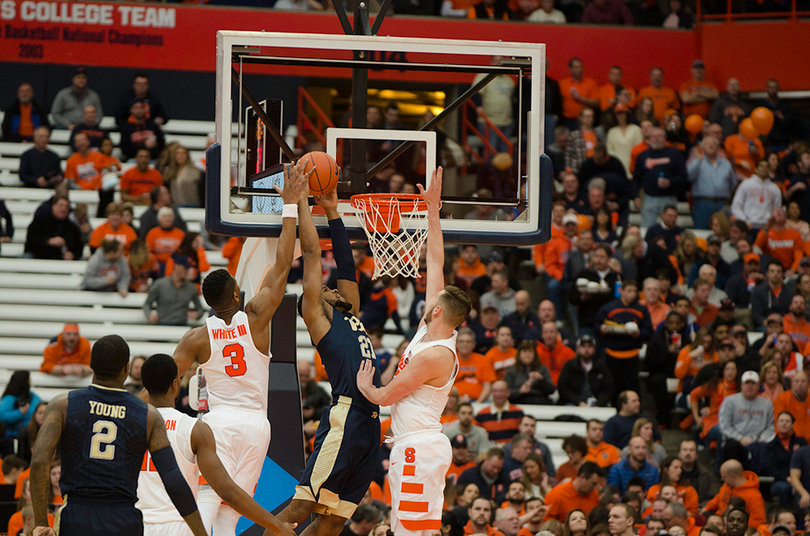 Syracuse sophomore forward Tyler Lydon had two blocks. 