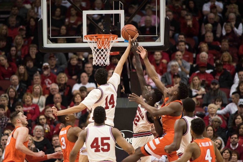 Again, SU got outrebounded. This time it was 39-28 in UofL's favor. 