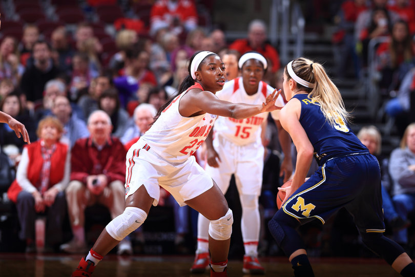 The true freshman averaged 6.7 points and 1.8 assists over 19.4 minutes per game for the Buckeyes