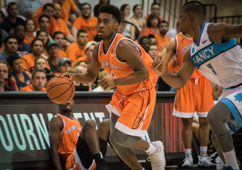 Boeheim’s Army now boasts an 8-2 record over three summers and will look for win No. 9 Sunday on the same court for a shot at the Final Four.