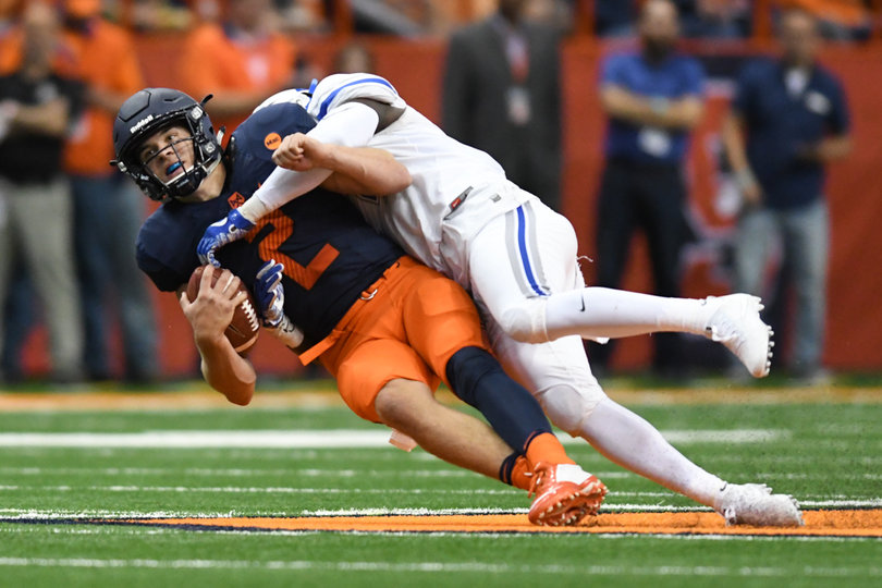 Dungey led Syracuse to its fourth straight season-opening win in a 50-7 victory.
