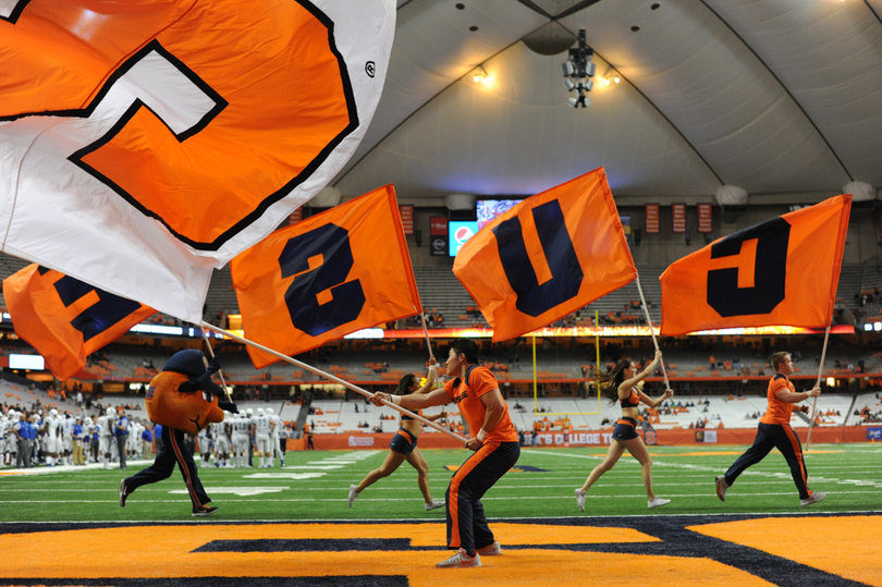 An announced 30,273 fans piled into the Carrier Dome. 