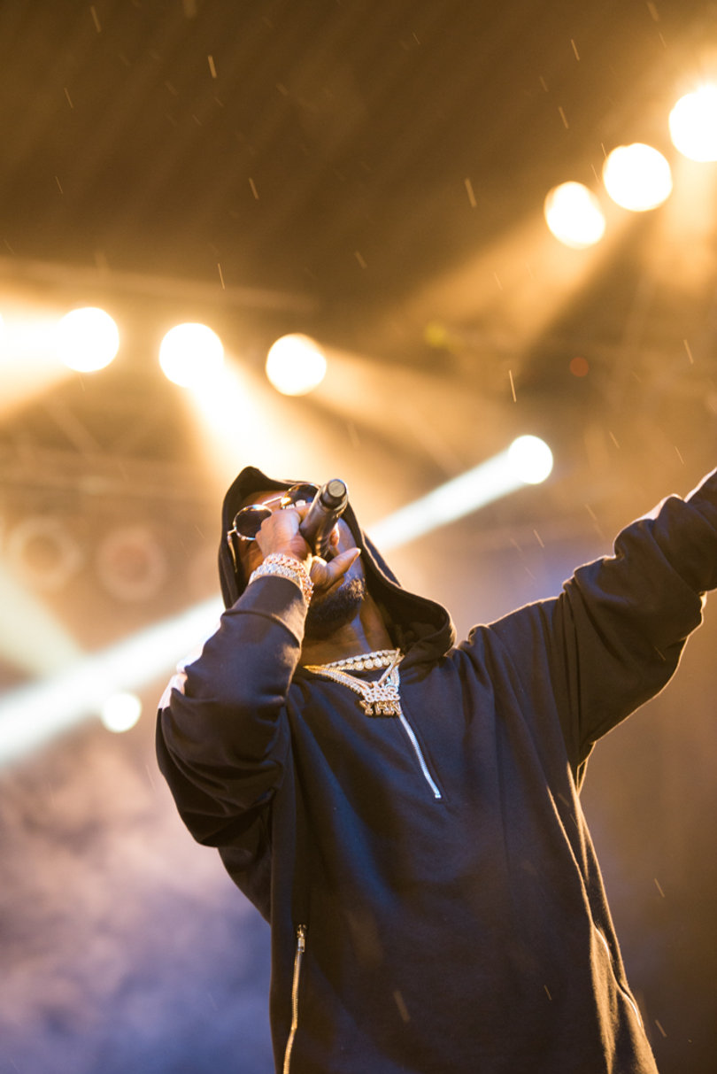 Drake remixed Migos's song "Versace" in 2013, helping it achieve gold-status and top charts across the United States.