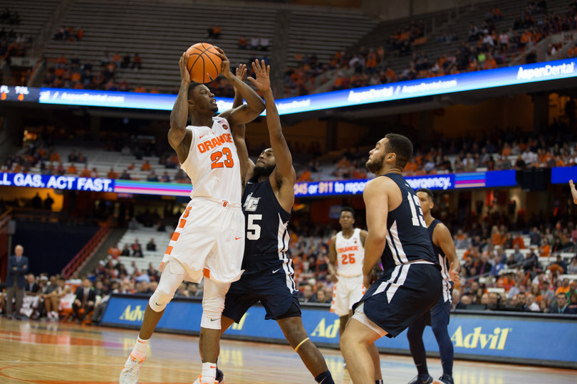 Frank Howard scored 19 points and sunk two 3-pointers.