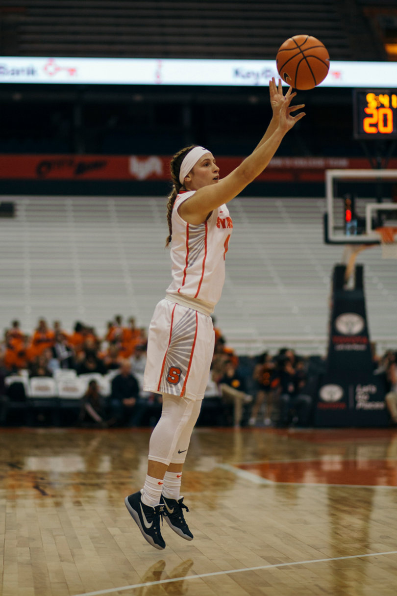 Tiana Mangakahia scored 13 points and added 9 assists. It was her first time all season without double-digit assists.