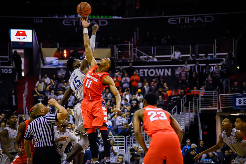 Despite having a player over 7 feet tall (Paschal Chukwu), Syracuse opted to have Brissett take the opening tip.