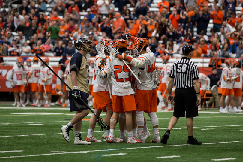 SU scored an even amount of goals in each half. 