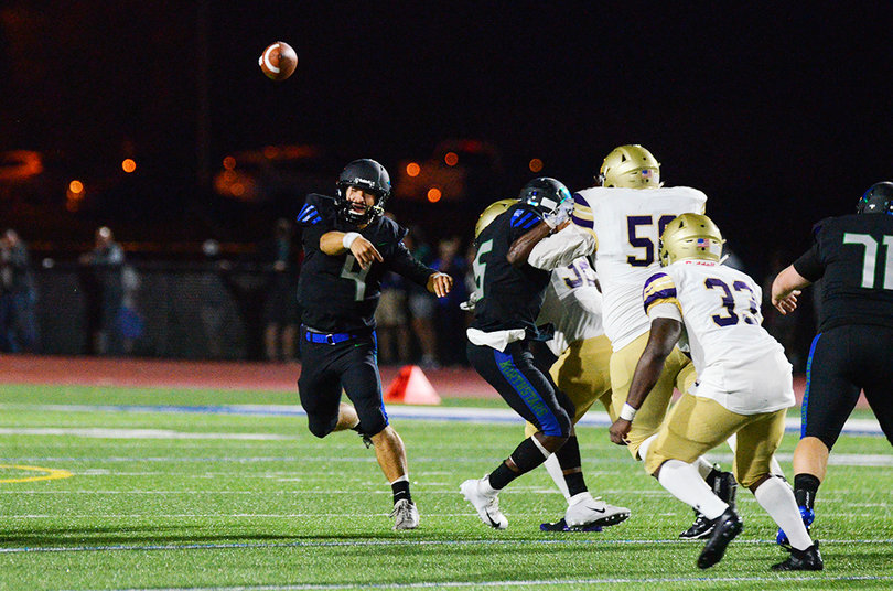 Hayes completed 13 of his 17 passes in the Northstars' blowout win. 