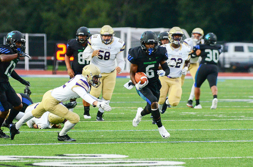 Jaiquawn Mcgriff scored Friday's first touchdown on a 31-yard run.
