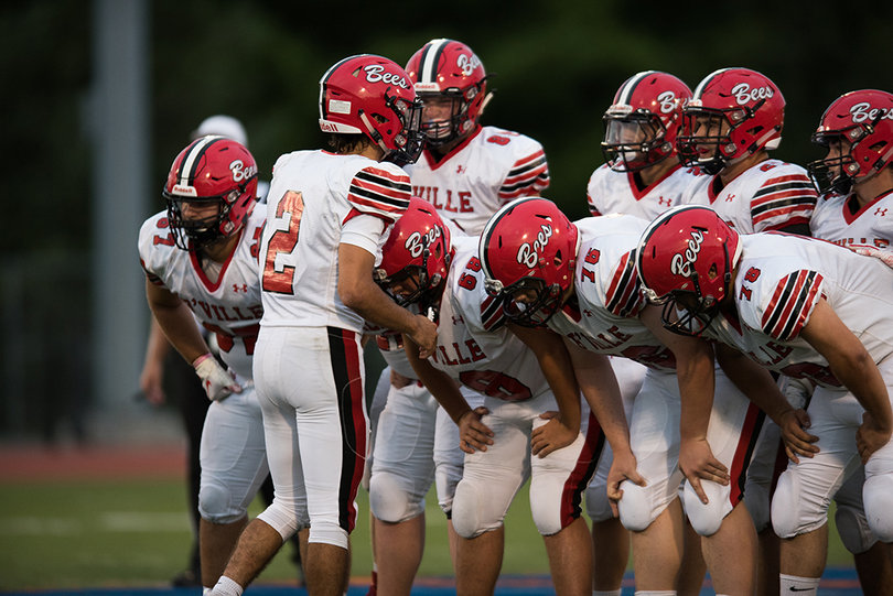Baldwinsville's best shot came early in the fourth quarter, but the Bees eventually turned it over on downs in the red zone.