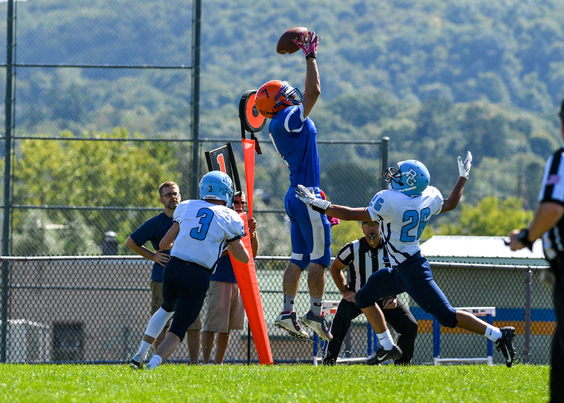 New York Mills was unable to put points on the board until the fourth quarter. 
