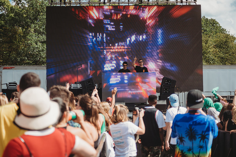 Loud Luxury, a dance duo, came to the stage with a high energy set to get students moving.