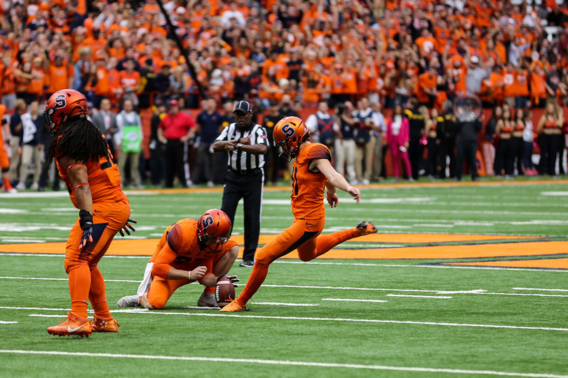 Andre Szmyt kicks a field goal. He hit two of three field goals. 