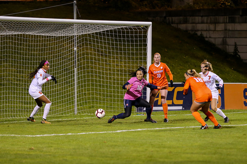 Harris had a save percentage of .750 against Clemson.