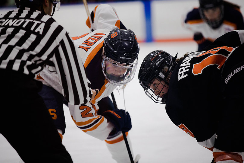 Brooke Avery (#21) had her eyes on the puck the whole game. 
