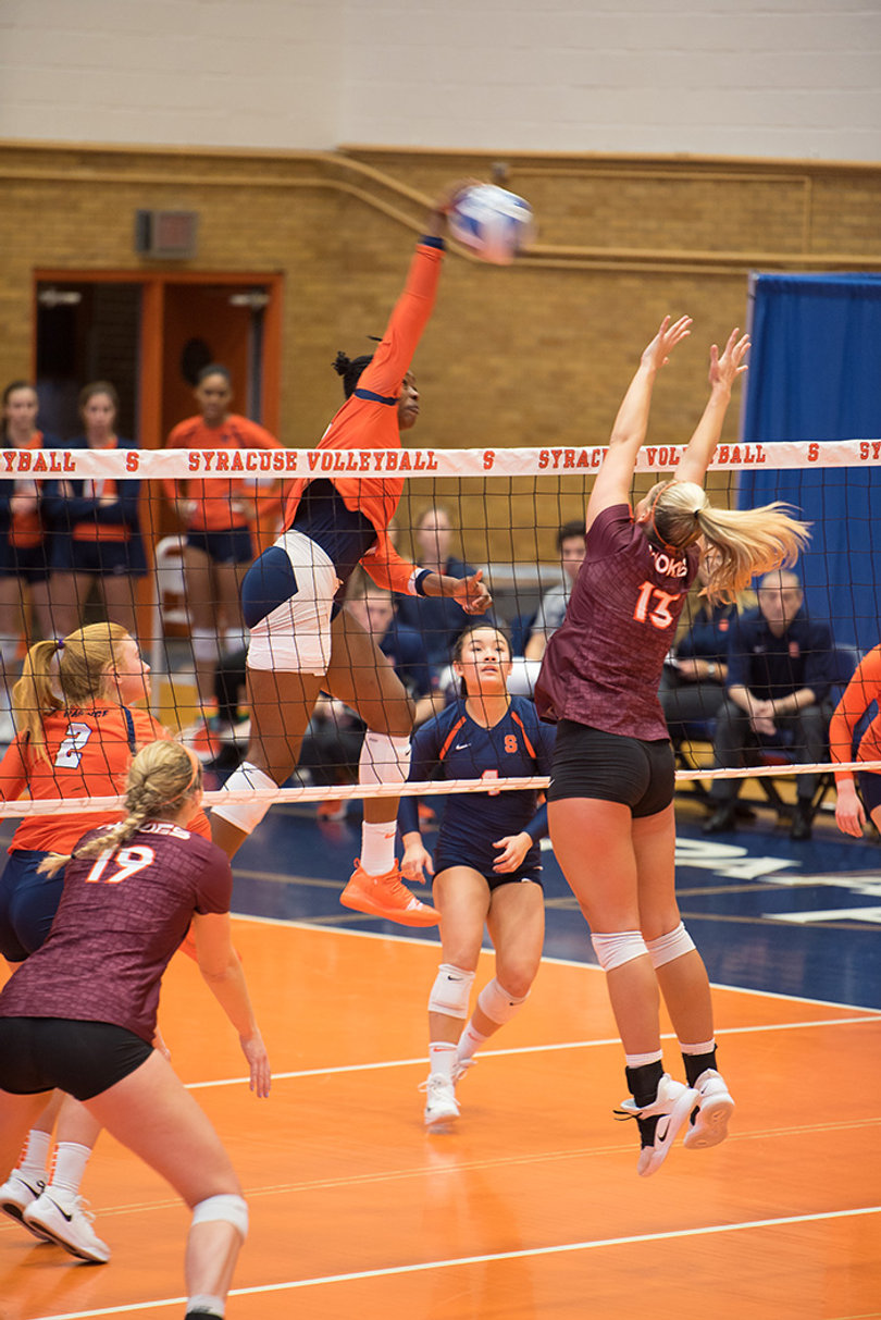 Ebangwese finished with a hitting percentage of .462 in the SU win.