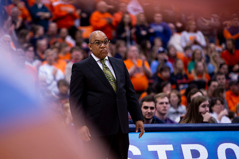 Head coach Quentin Hillsman won his eighth-straight game.
