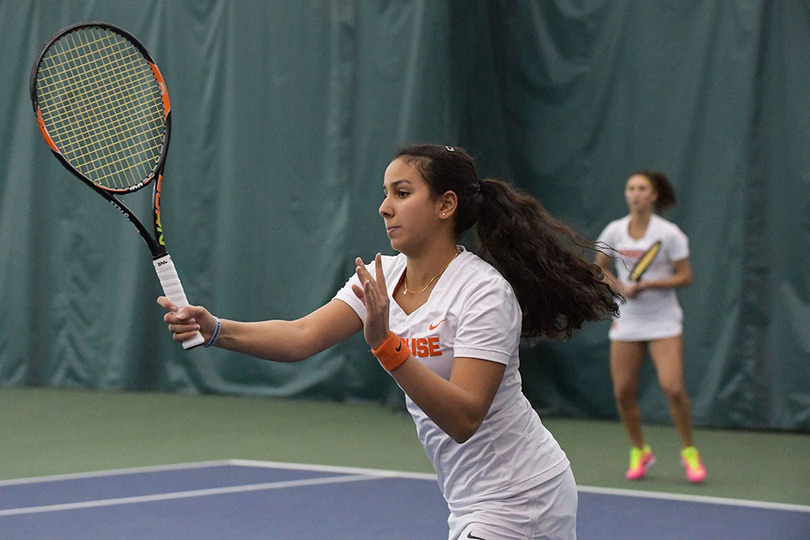 Dina Hegab overpowers underclassmen in bottom lineup slots