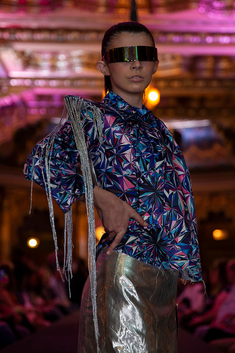 Many of the Khang Le designs featured futuristic visors. 
