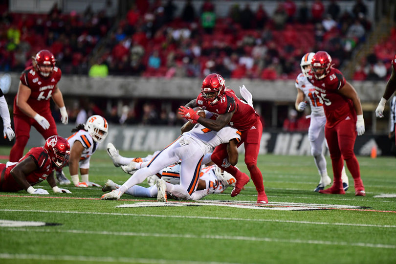 In total, Louisville recorded 9.97 yards per play, carving up SU's defense.