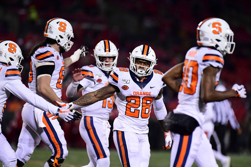 Syracuse's offense racked up 510 yards on 77 plays.