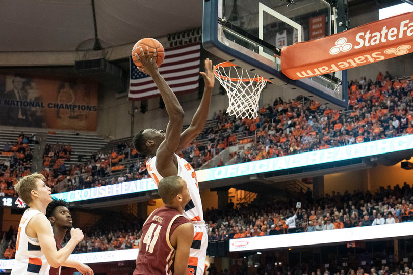Sidibe dunks