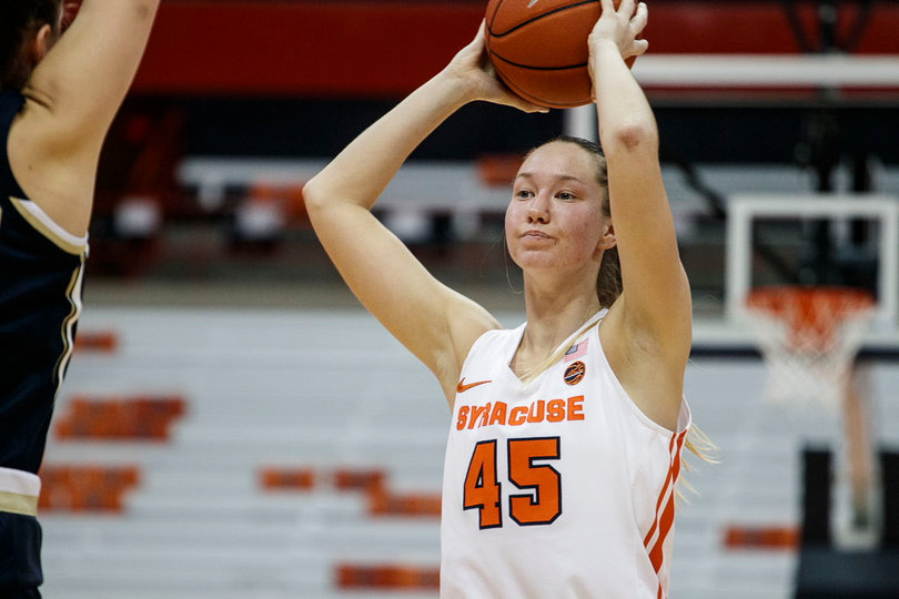 Digna Strautmane attempted five shots from 3, her only shots the entire game. She made two and finished with six points.