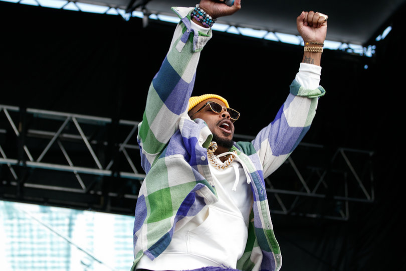 B.o.B. performs hit "Airplanes" at Syracuse University's Juice Jam. 