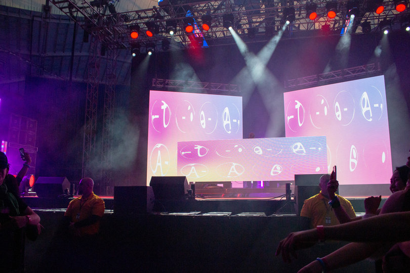 A-Trak opens the Block Party performances and gets the crowd hyped up for the night. 
