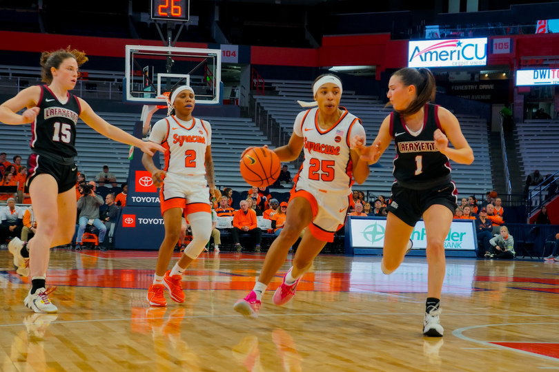 Observations from SU’s season-opening win over Lafayette: No Woolley, rebounding dominance