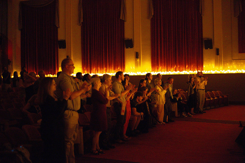 The audience gives the Listeso String Quartet a standing ovation. The audience was woven into an intricate thread of story by the quartet’s performance.
