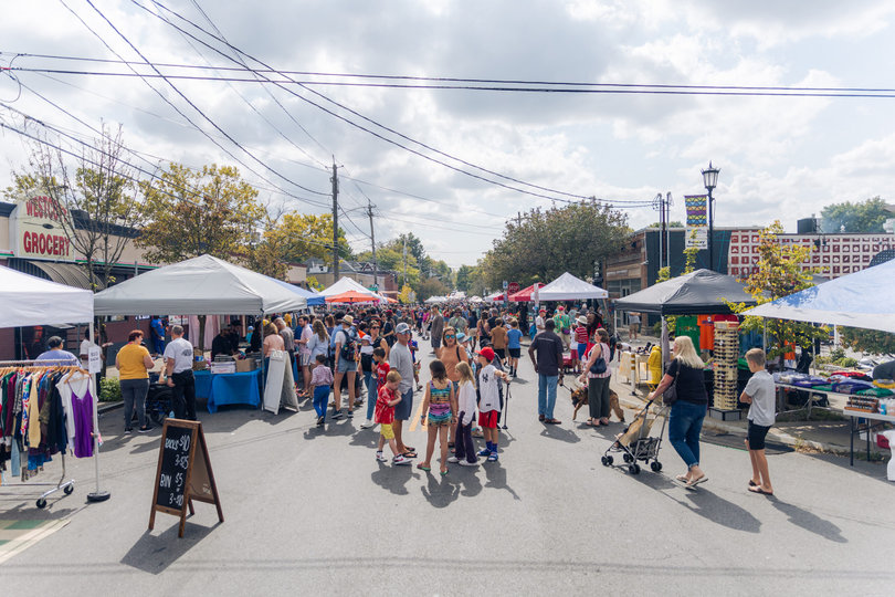 Fair attendees explore a multitude of booths and performances. The annual, late-September tradition featured displays of Syracuse’s cultural richness.

