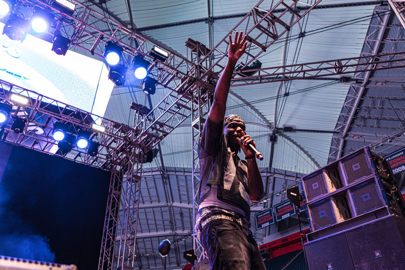 Smino opens Juice Jam as the first performer. He sang his songs “Polynesian,” “Matinee” and “No L’s,” among others.