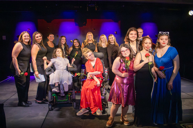 The Runway of Dreams Foundation, who aims to create an inclusive environments in the fashion industry, hosted a fashion show at Syracuse University. The show featured eight models with disabilities in stunning outfits as well as had performances from SU acapella groups The Otto Tunes and The Mandarins.