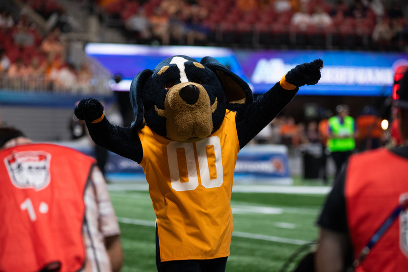 Tennessee mascot Smokey hypes up the Volunteers’ fans on the sideline. Despite the contest being a neutral-site game in Atlanta, Vols fans outnumbered Syracuse’s on Saturday.